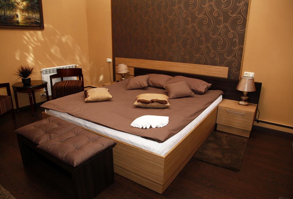 Azoyan Guest House 예레반 객실 사진